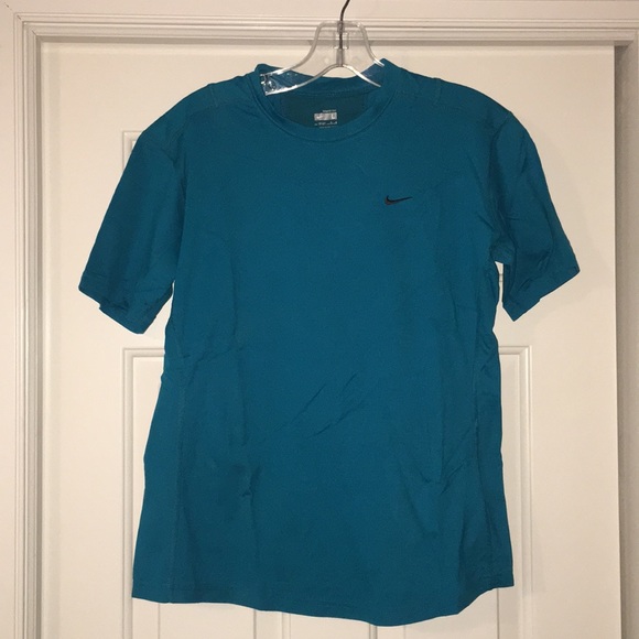 Nike Tops - Nike dry fit t-shirt